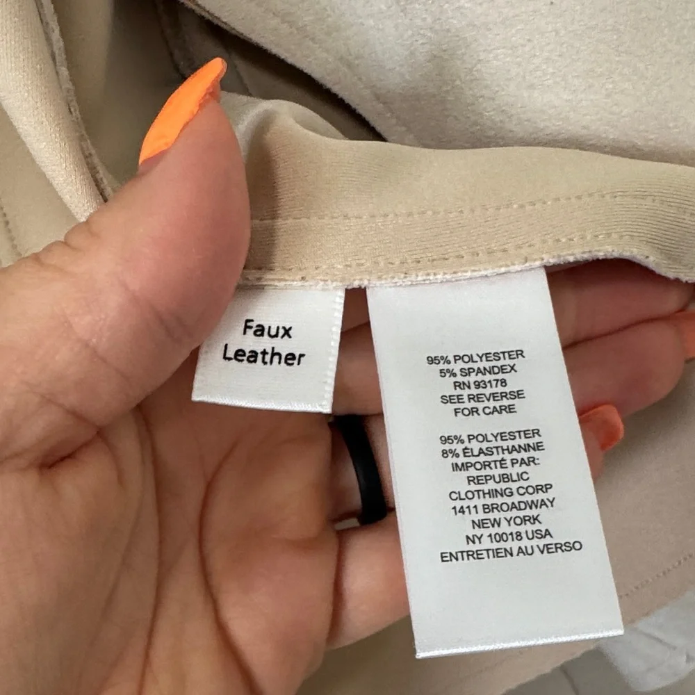 Tahari Women's Beige Blazer - Picture 8 of 9